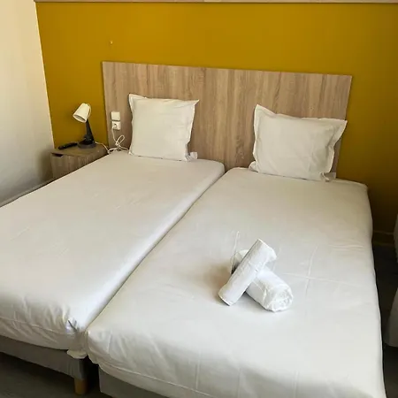 Hotel Central Hotel *